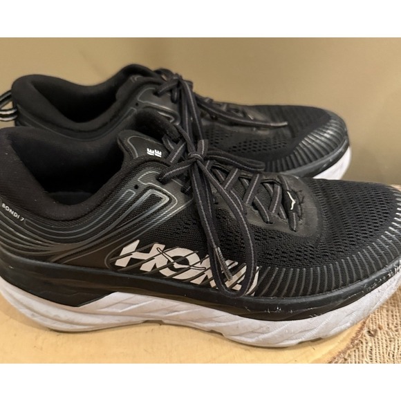 HOKA Bondi 7 Athletic Sneaker Shoes Mens Size 9 Black Mesh Lace Up 1110518‎ BWHT main image 9